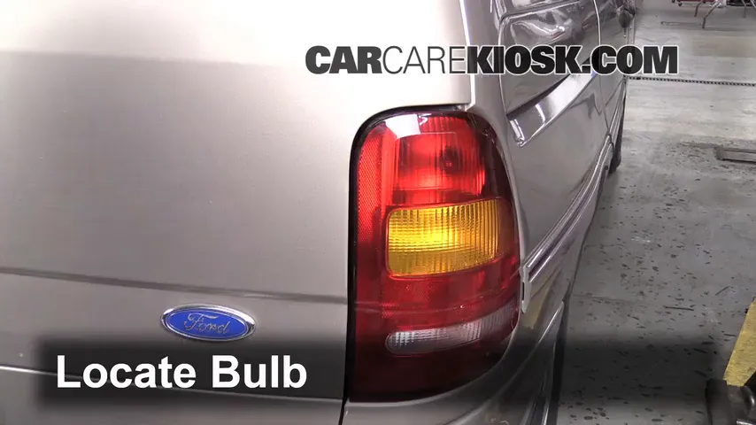 1996 Ford Windstar GL 3.8L V6 Lights Reverse Light (replace bulb)